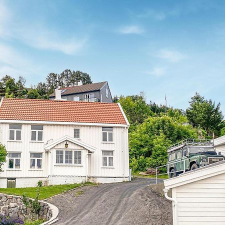 Awesome Home In Kristiansund With House Sea View 외부 사진