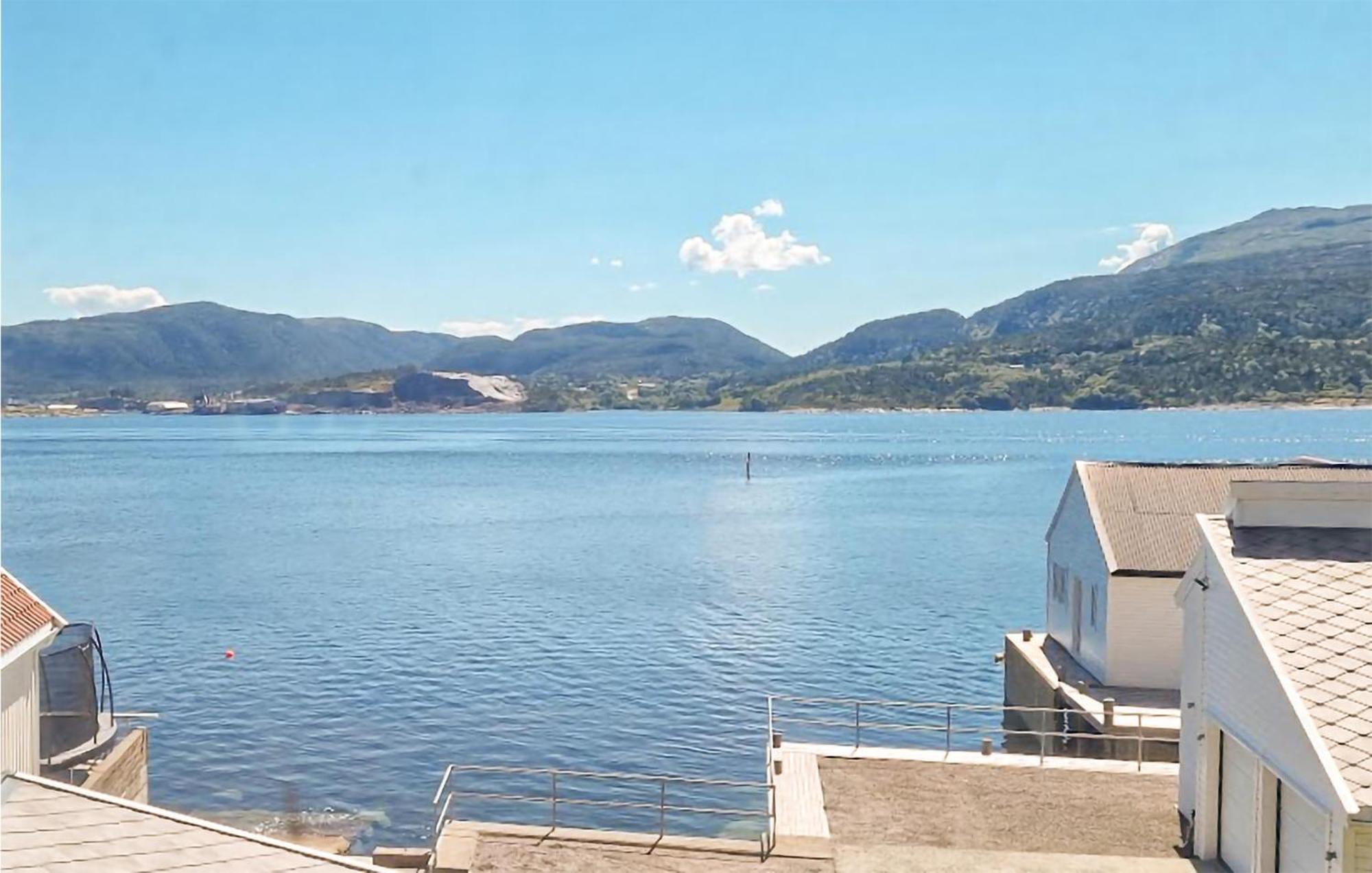 Awesome Home In Kristiansund With House Sea View 외부 사진