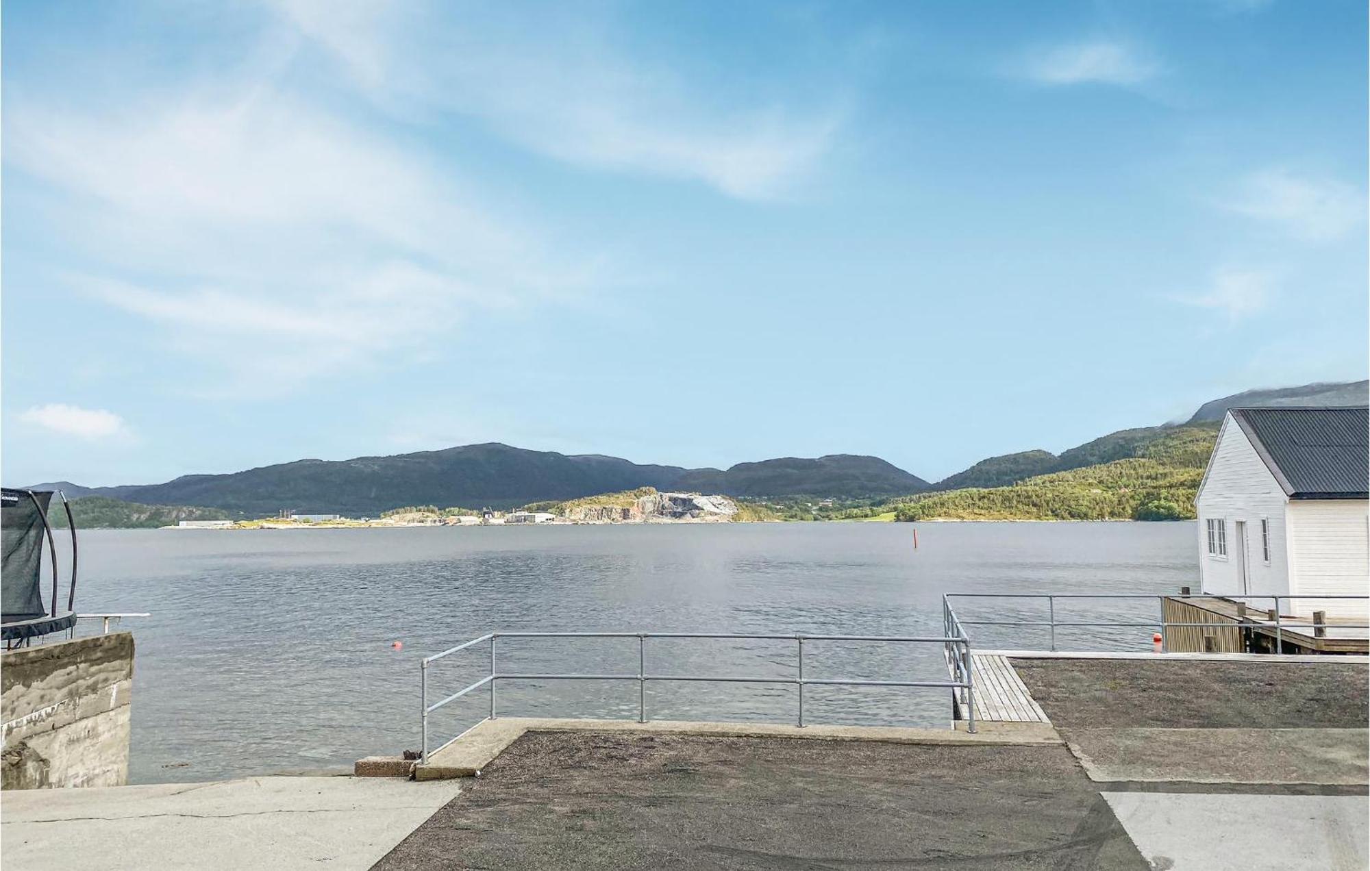 Awesome Home In Kristiansund With House Sea View 외부 사진