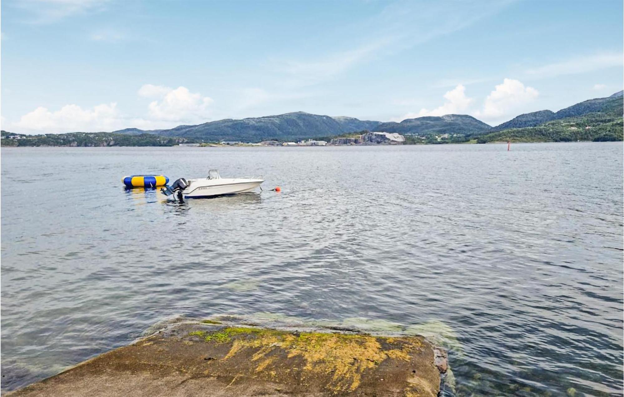 Awesome Home In Kristiansund With House Sea View 외부 사진