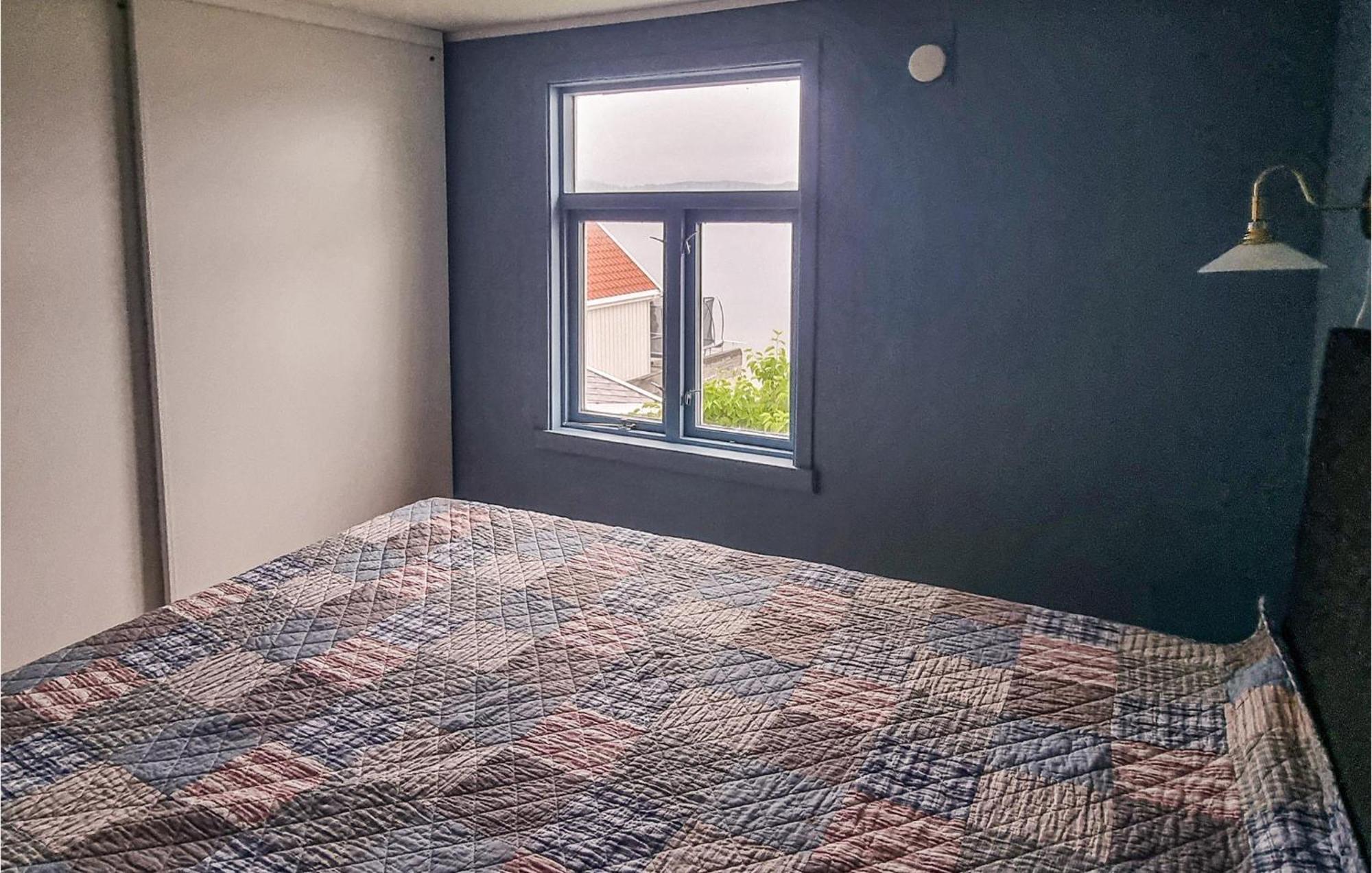 Awesome Home In Kristiansund With House Sea View 외부 사진