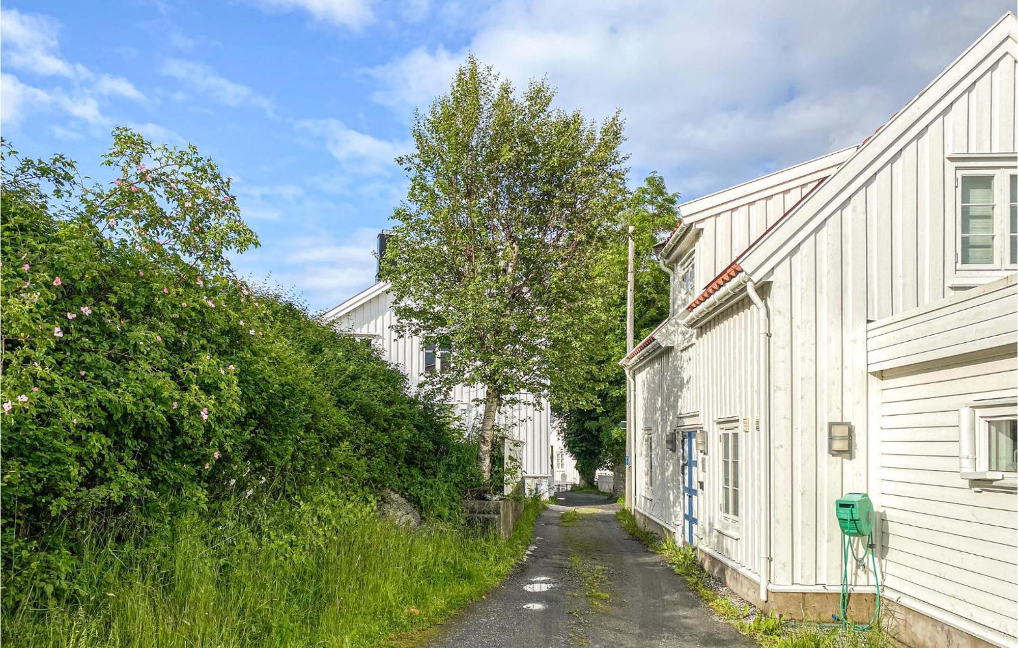 Awesome Home In Kristiansund With House Sea View 외부 사진